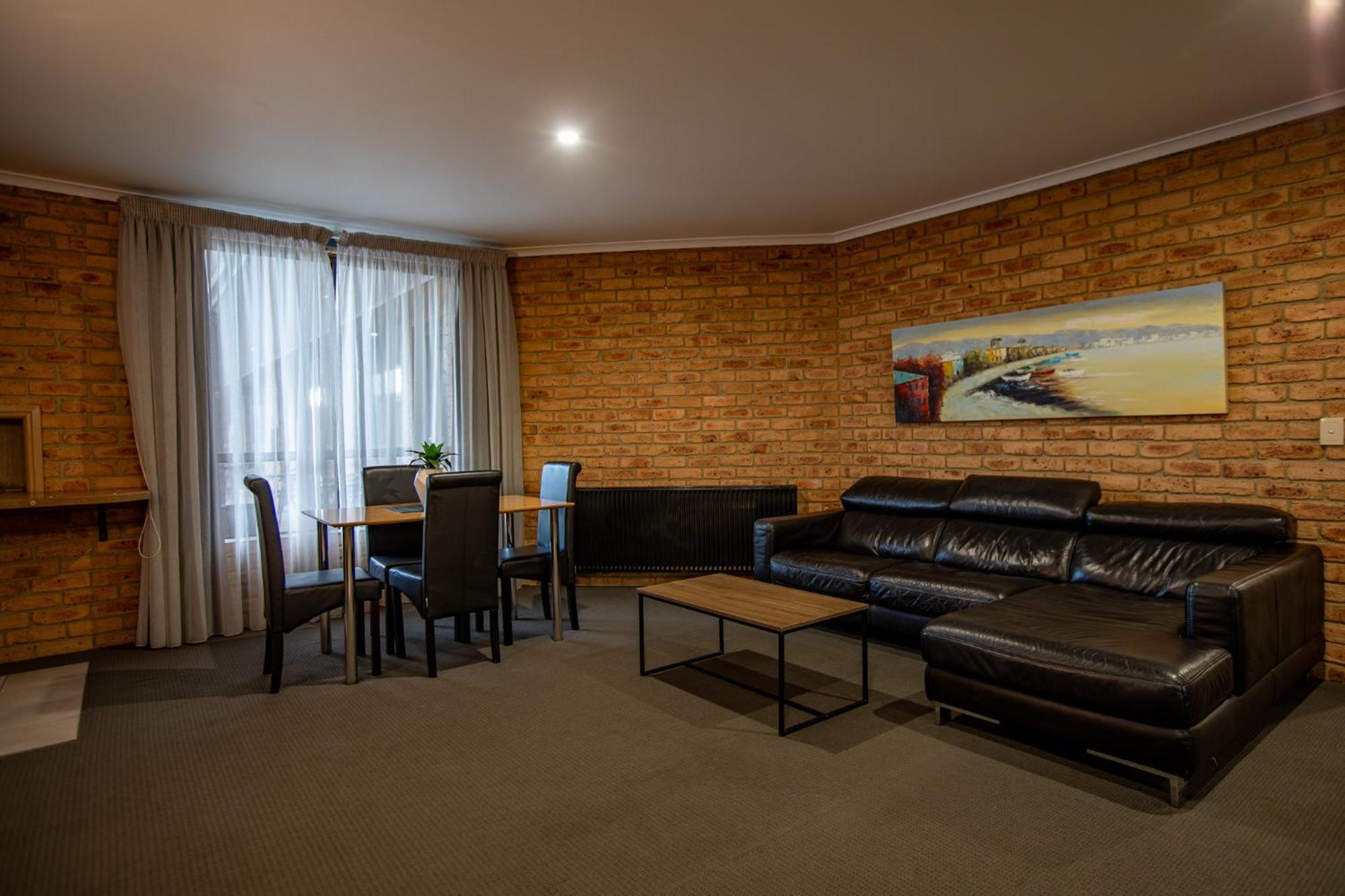 Wonthaggi Motel Bagian luar foto